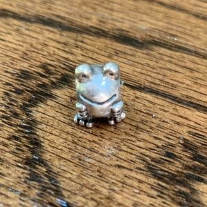 Pandora frog charm